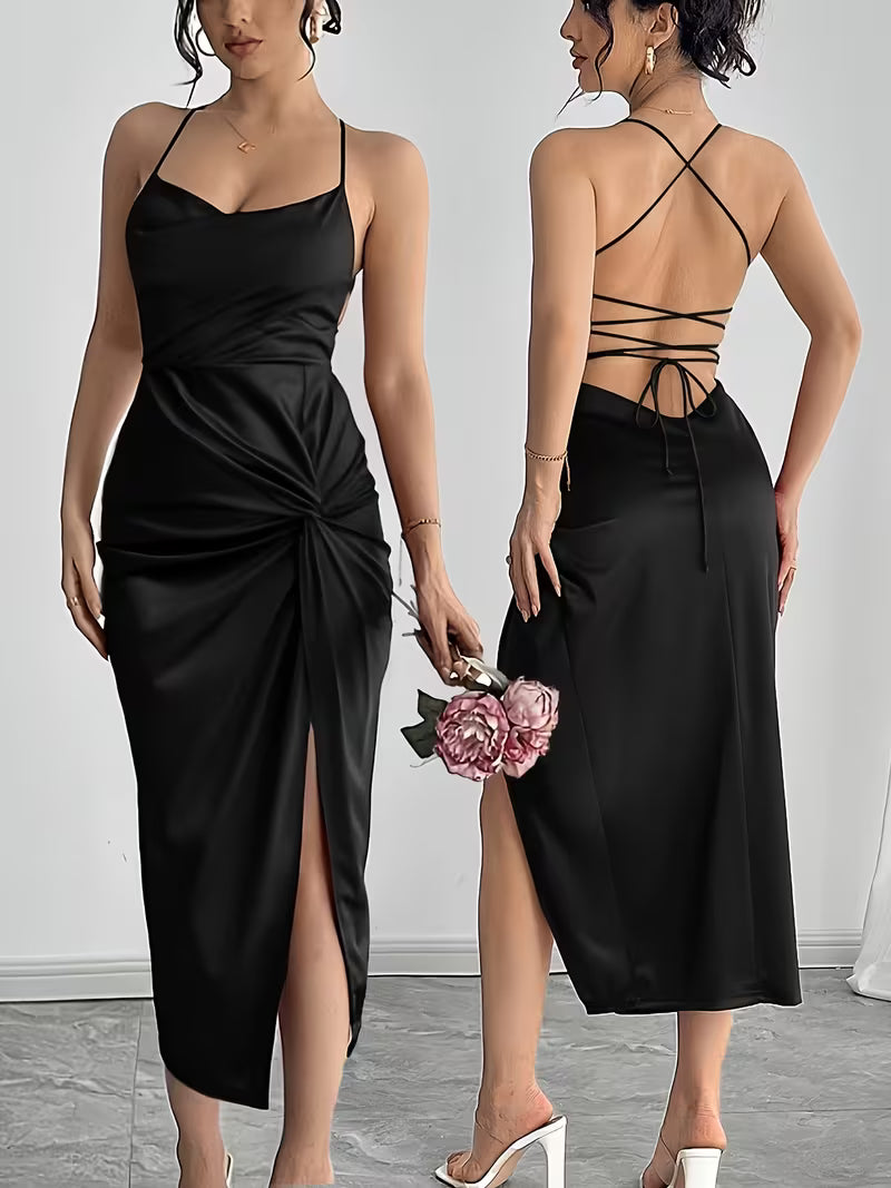 Robe de soirée élégante avec une fente latérale